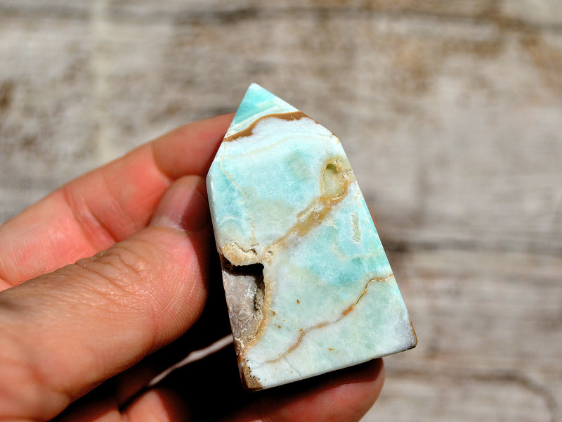 1 kg Lot of Blue Aragonite Tower (4-6 Pcs) - Kaia & Crystals